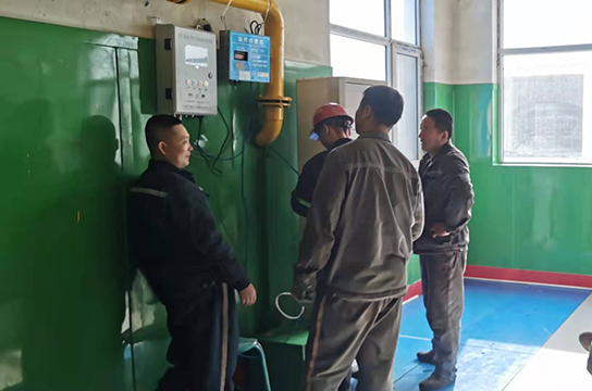 廣眾液晶儲氣罐超溫超壓保護裝置 晉神沙坪煤礦安裝現場